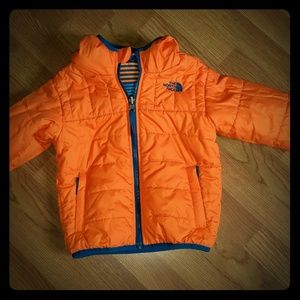 Boys Reversible North Face Perrito